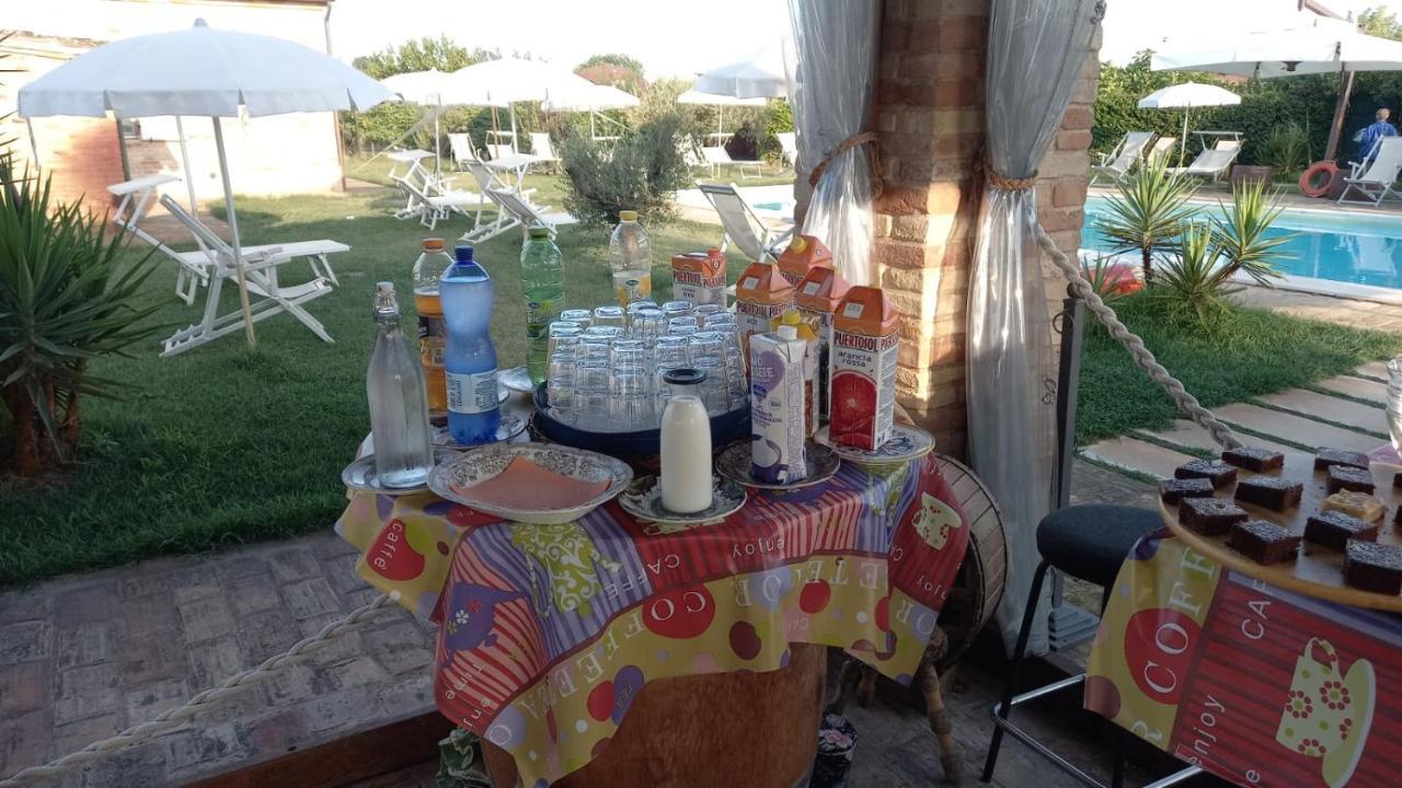 Casale Papa Country Village Loreto Dış mekan fotoğraf